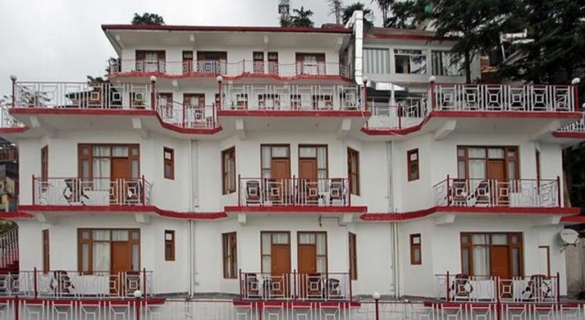 Hotel Deodar Villa Dharamshala Exteriör bild